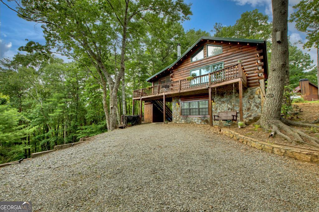 566 Mountain View Circle