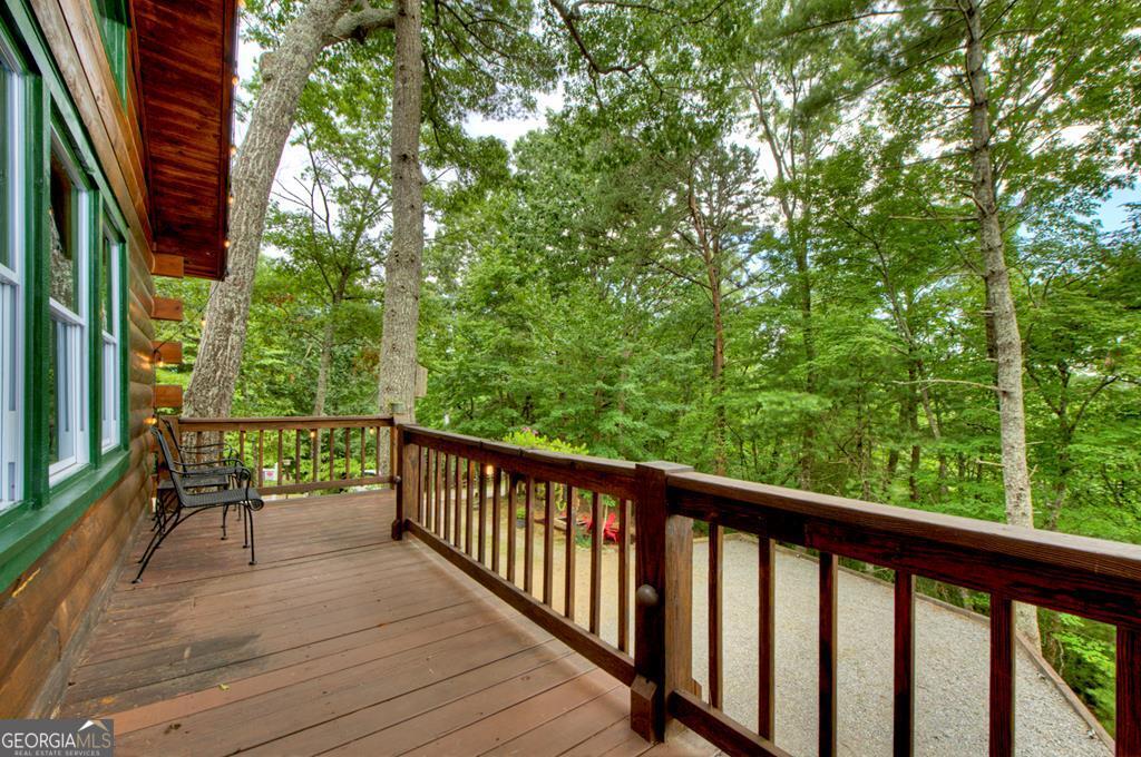 566 Mountain View Circle