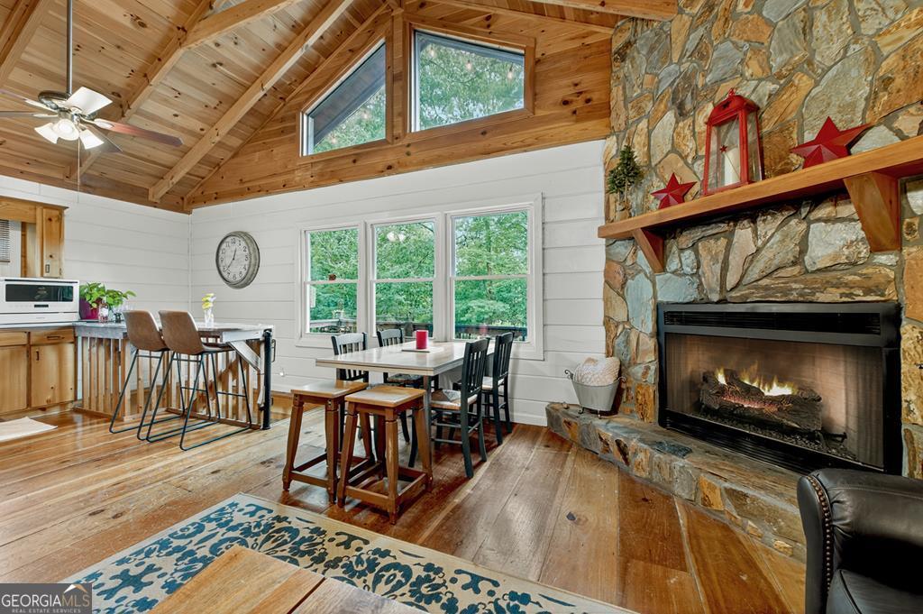 566 Mountain View Circle