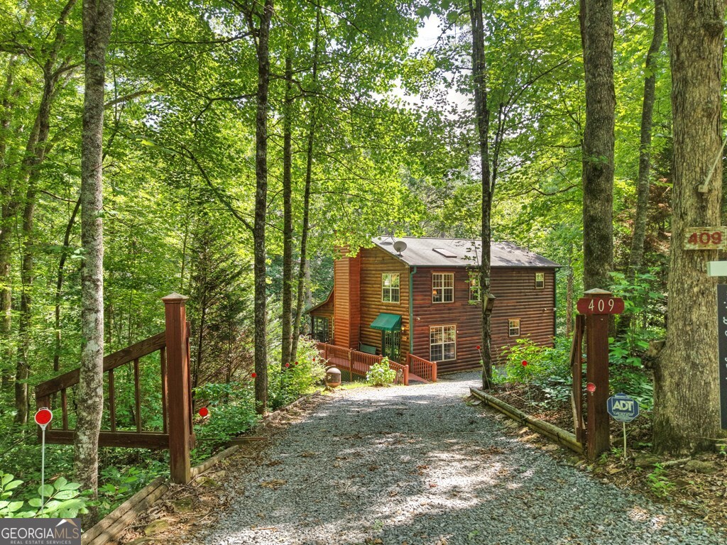 409 Hothouse Lane