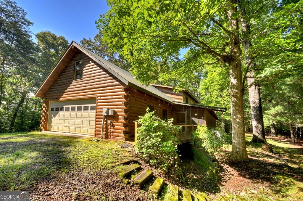 45 Wolf Creek Mountain Rd