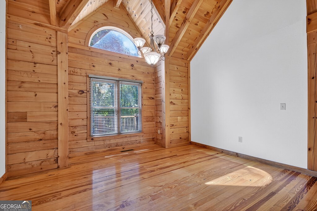 45 Wolf Creek Mountain Rd