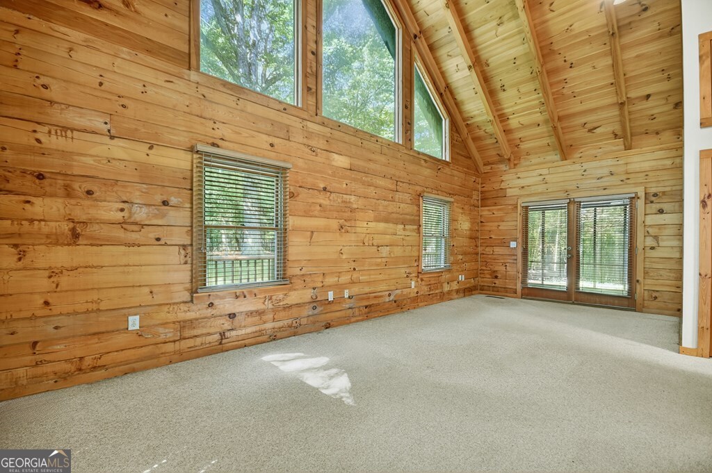 45 Wolf Creek Mountain Rd