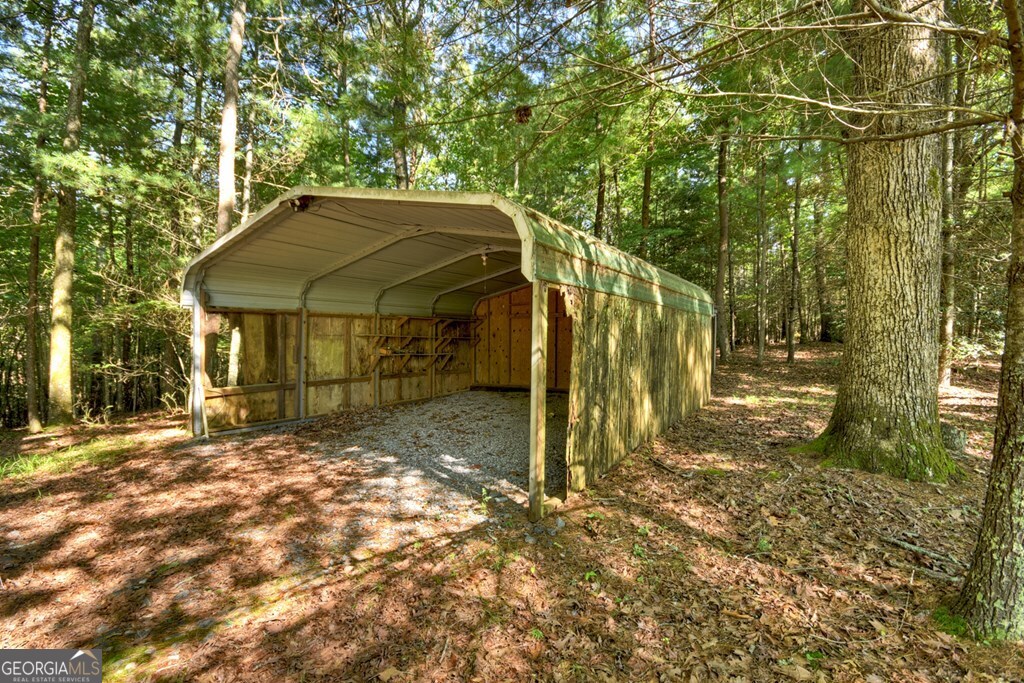 45 Wolf Creek Mountain Rd