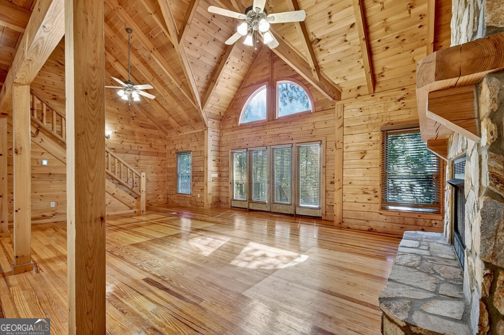 45 Wolf Creek Mountain Rd