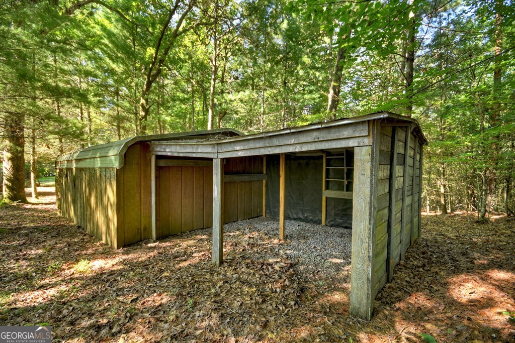 45 Wolf Creek Mountain Rd