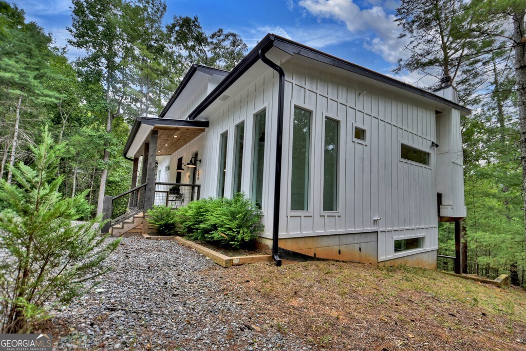 100 Oak View Road