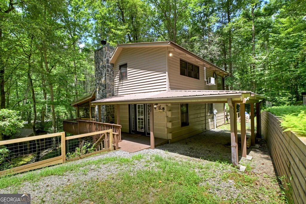 100 Stanley Creek Crossing