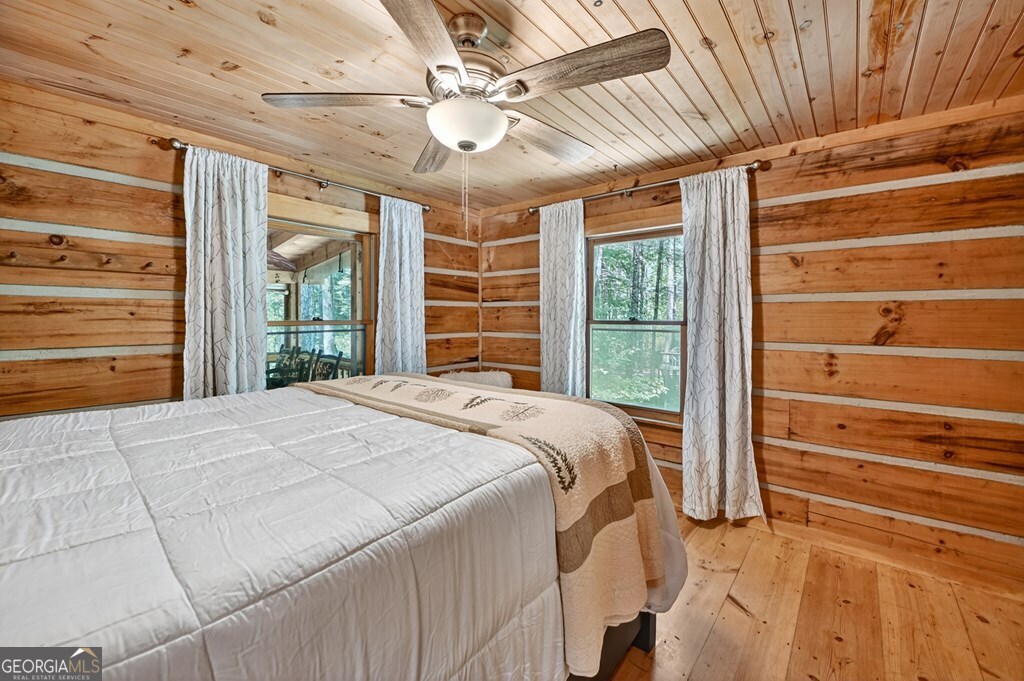 100 Stanley Creek Crossing