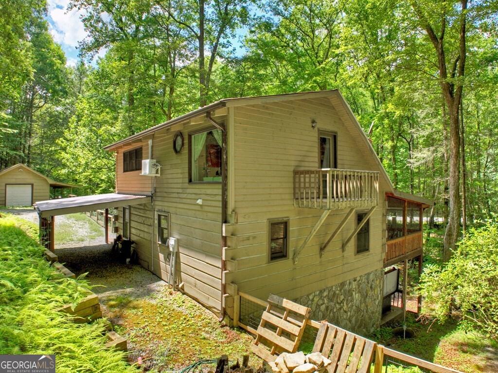 100 Stanley Creek Crossing