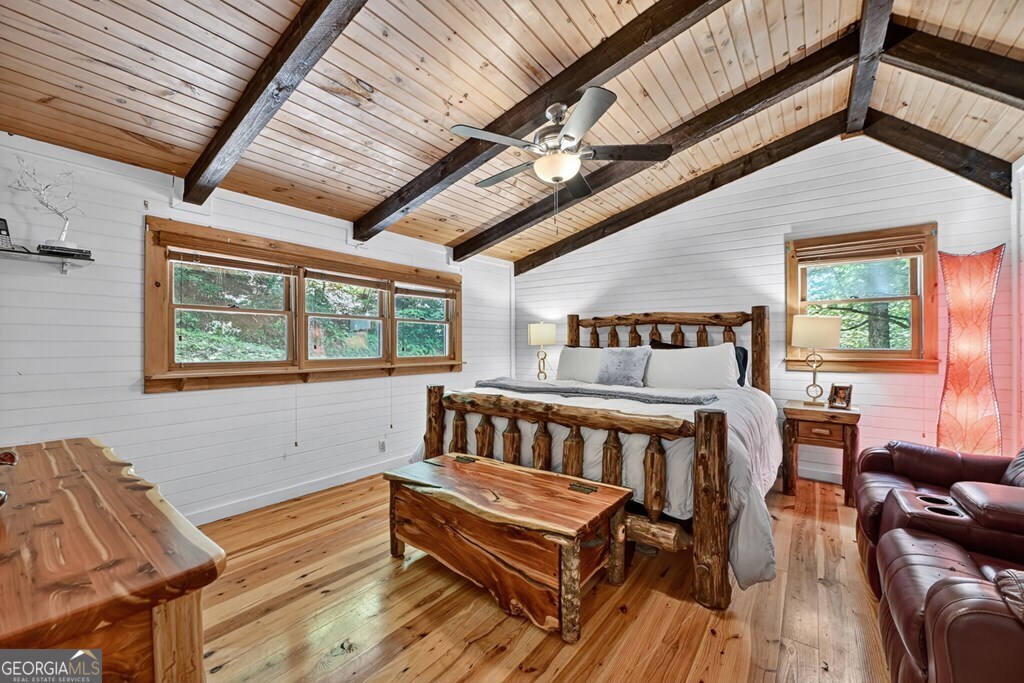 100 Stanley Creek Crossing
