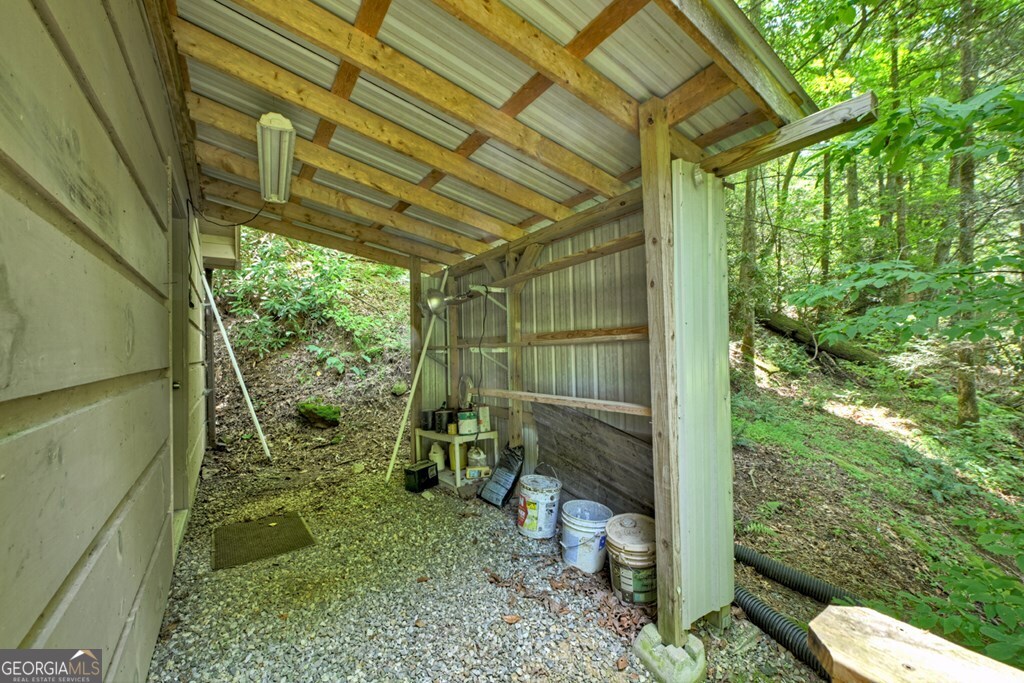 100 Stanley Creek Crossing