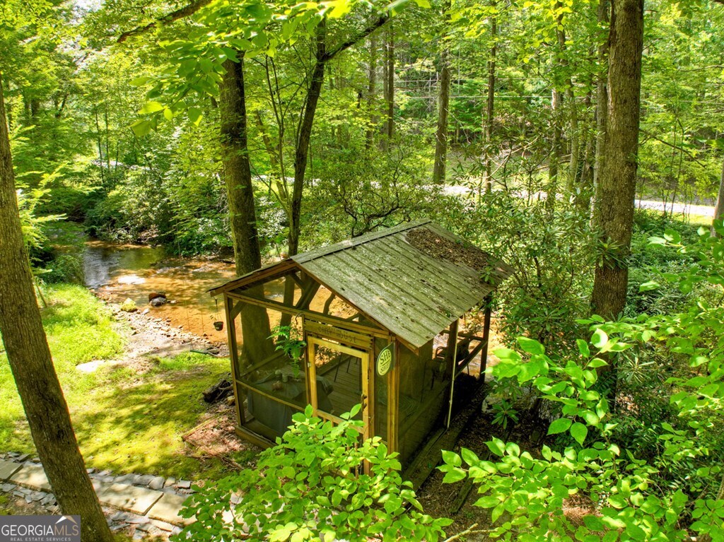 100 Stanley Creek Crossing