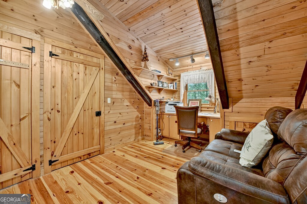 100 Stanley Creek Crossing