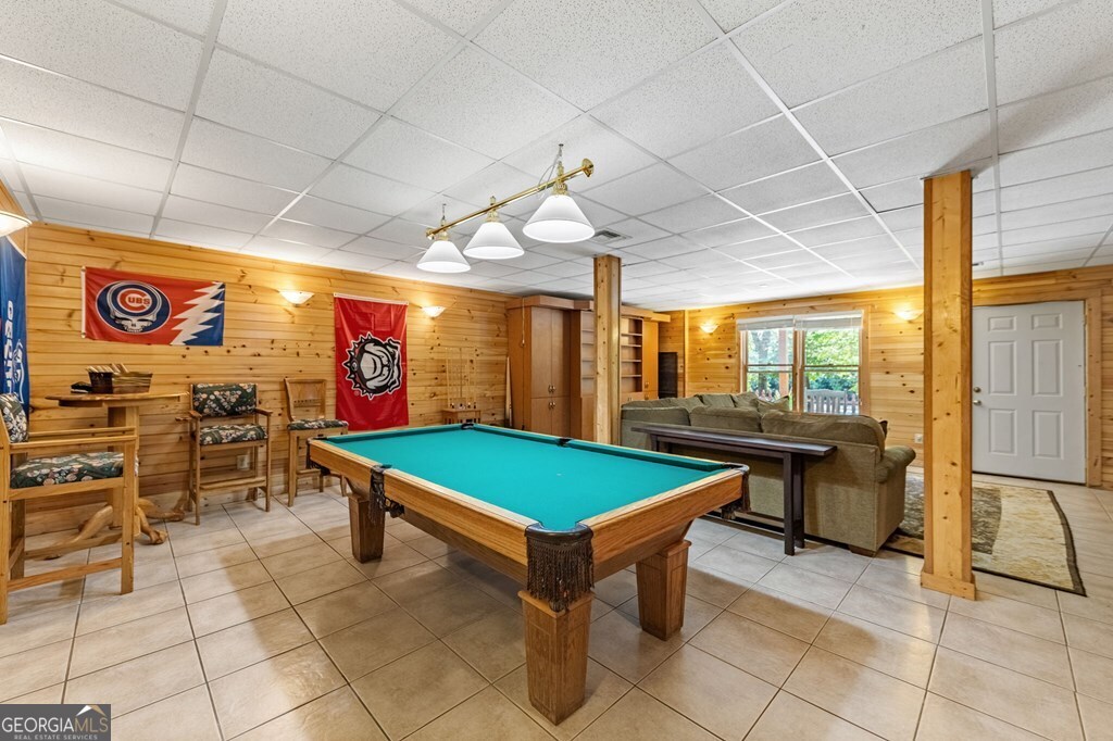 221 Muller Lane