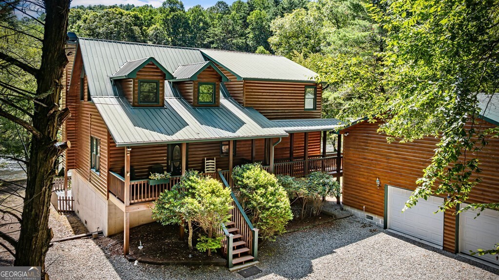 221 Muller Lane
