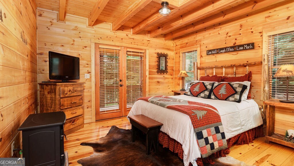 120 Foxfire Road