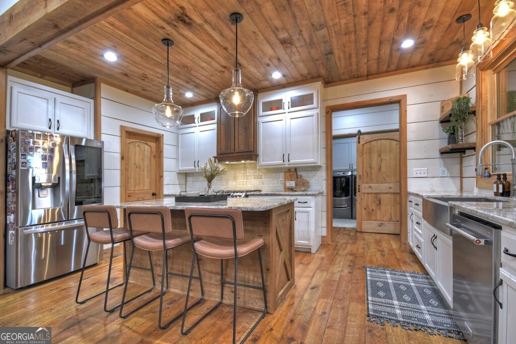 508 Little Bee Lane