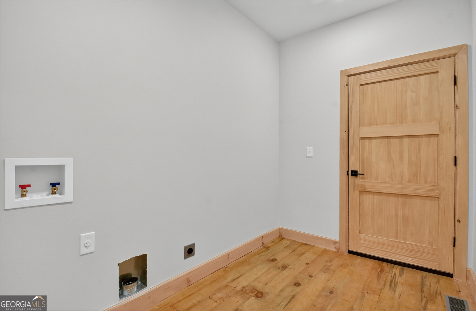 35 Brookside Court