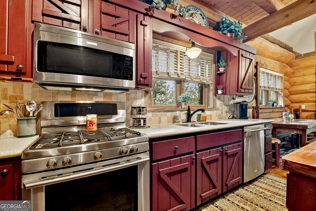 28 Fish Camp Way, Mineral Bluff