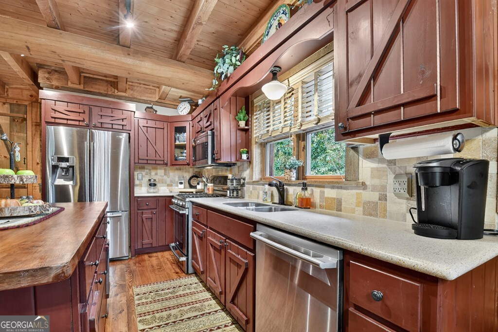 28 Fish Camp Way, Mineral Bluff