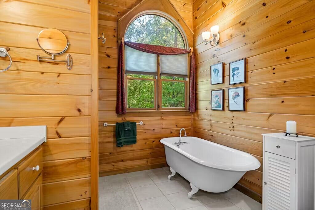 109 Noontootla Ridge Court, Blue Ridge