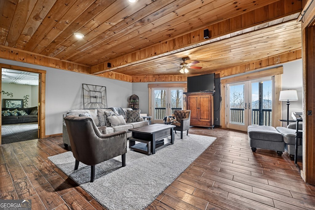 260 Observation Lane