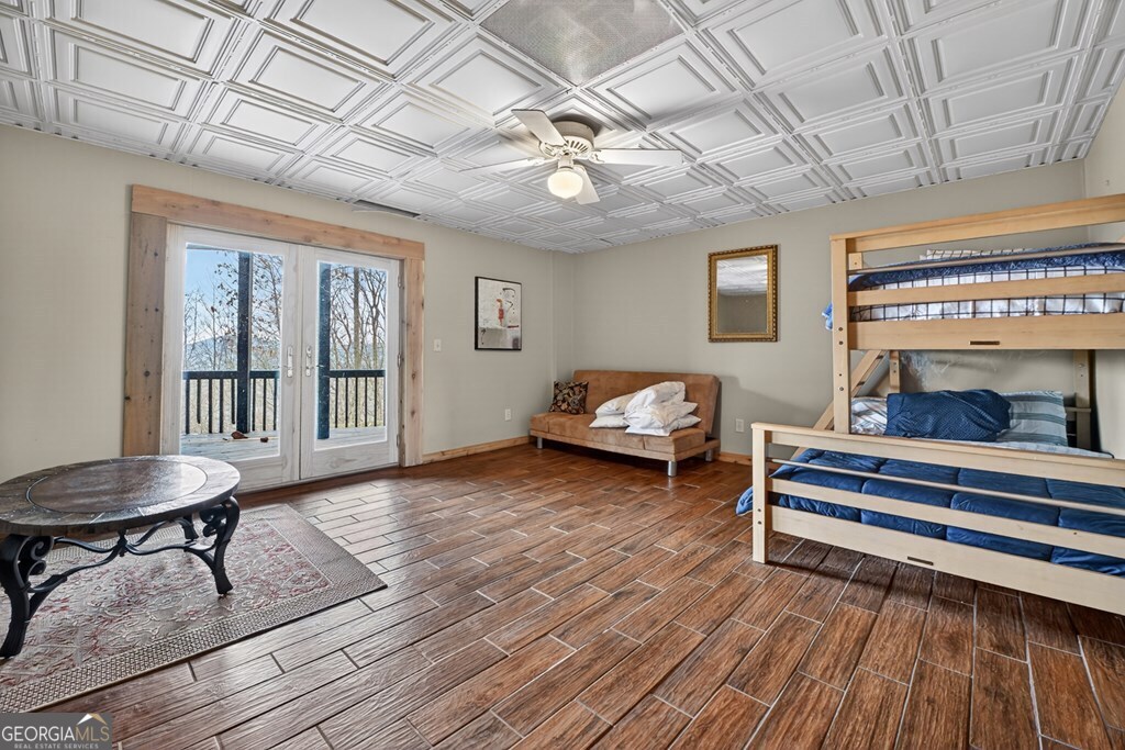 260 Observation Lane