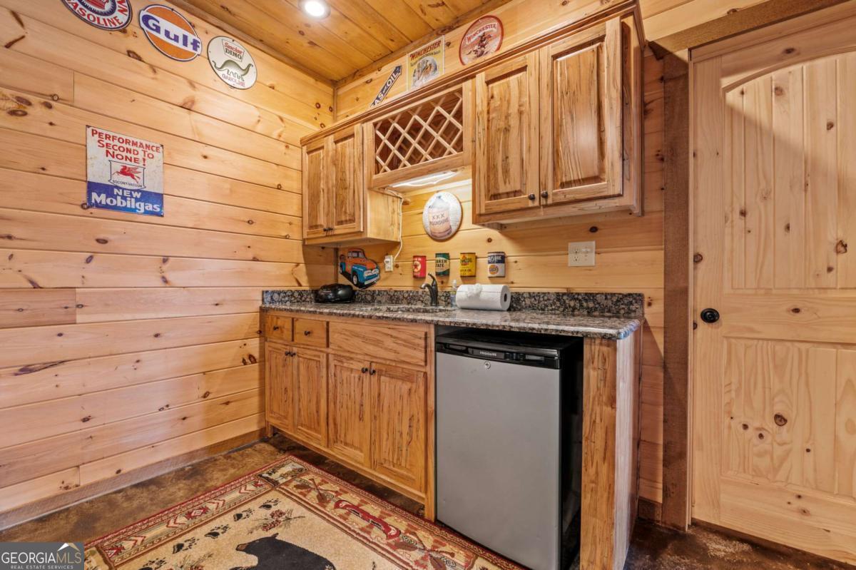 222 Brooks Ridge Road