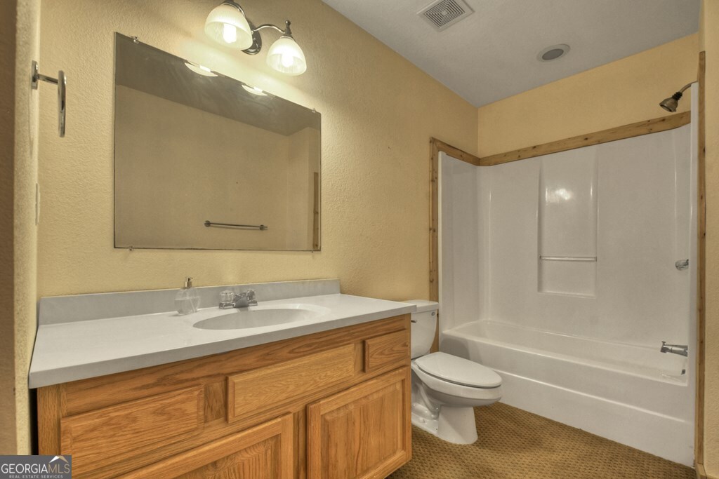 222 Mountain Hideaway Lane