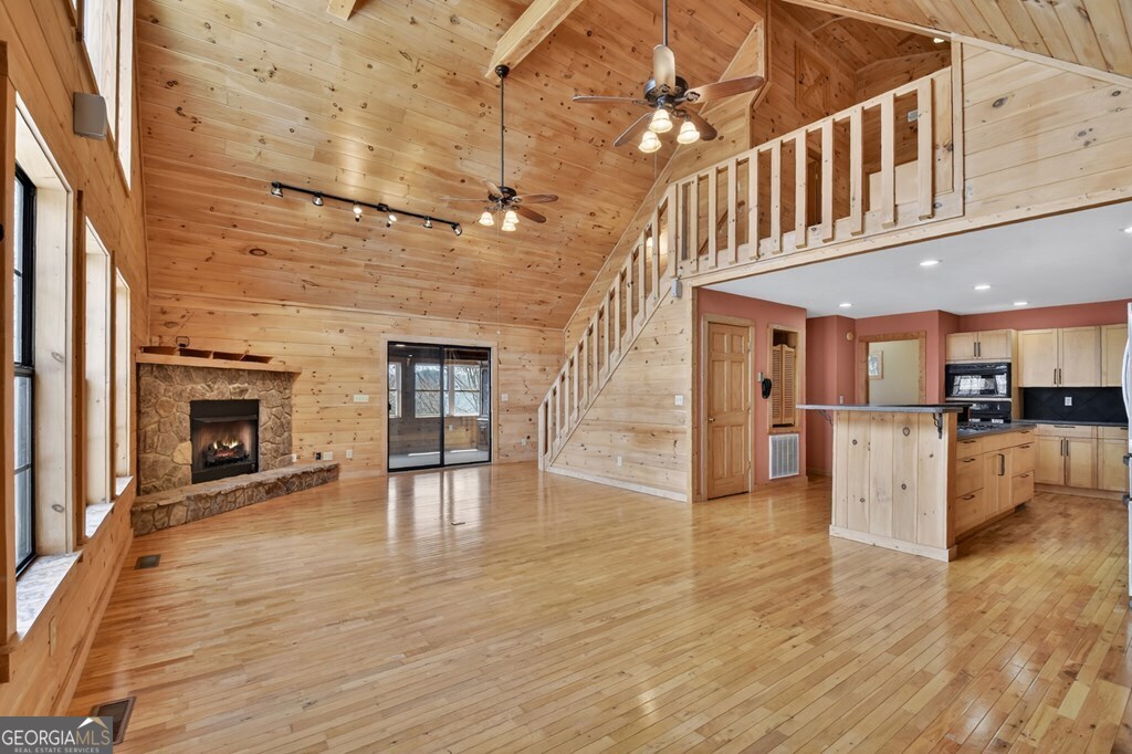 222 Mountain Hideaway Lane