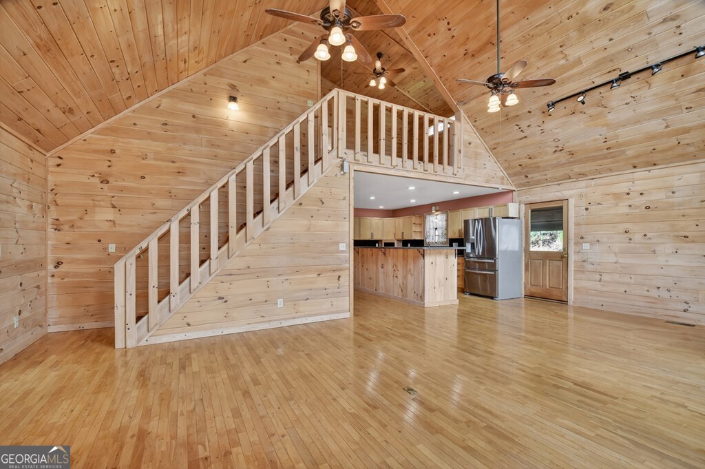 222 Mountain Hideaway Lane