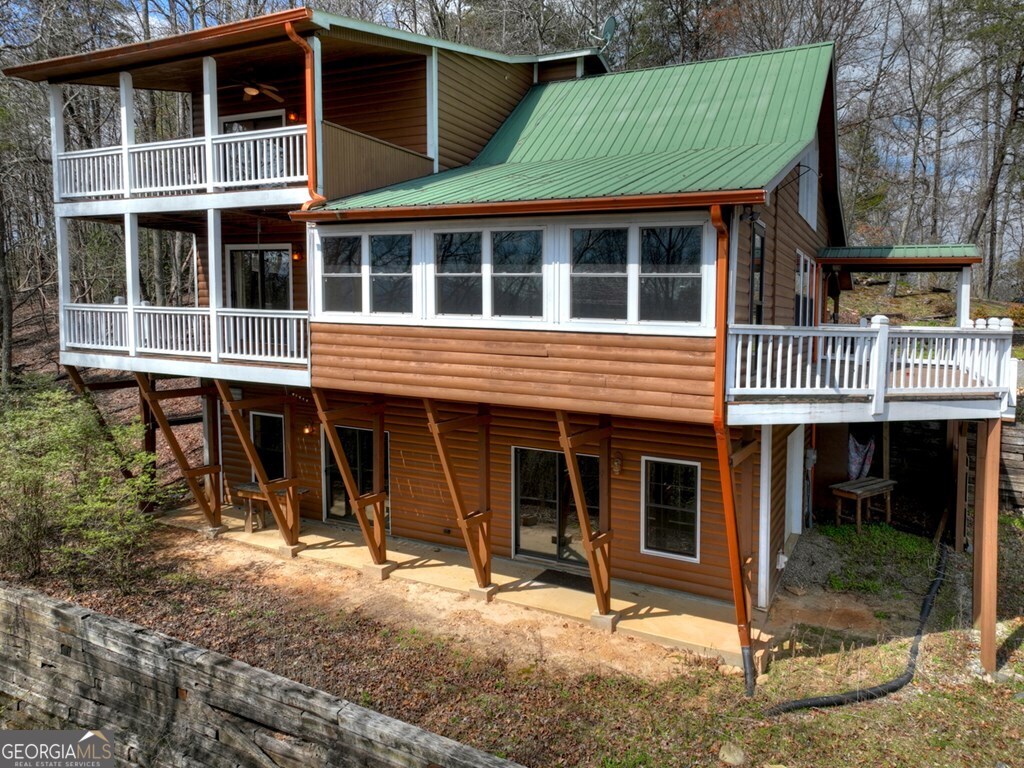 222 Mountain Hideaway Lane