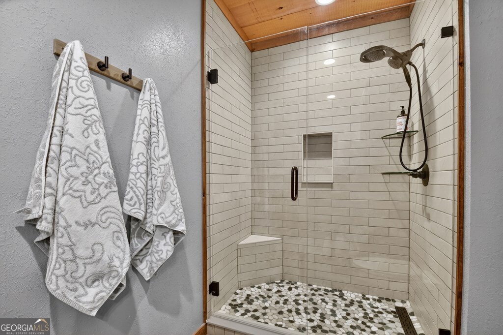 1601 Shady Falls Road