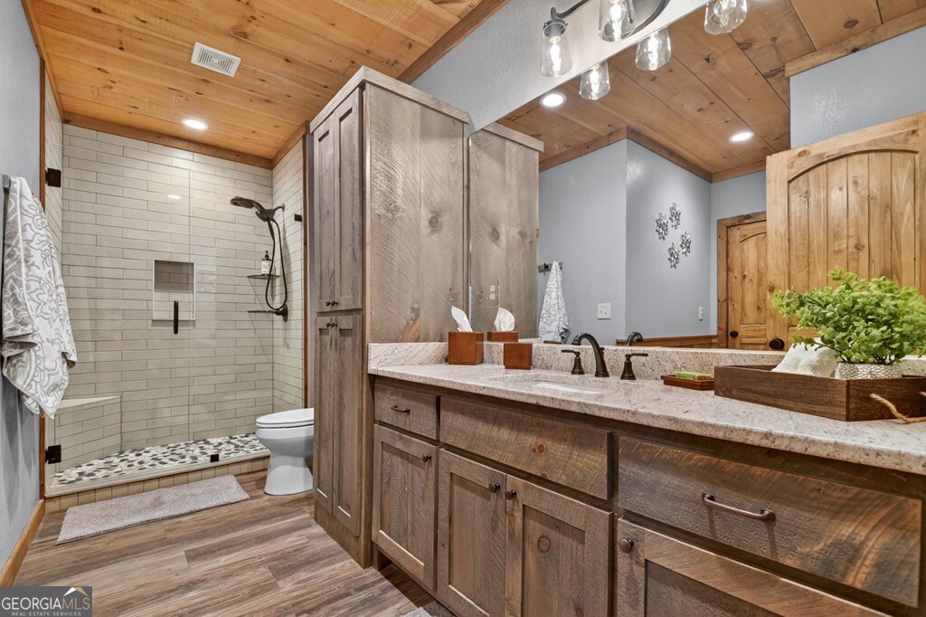 1601 Shady Falls Road