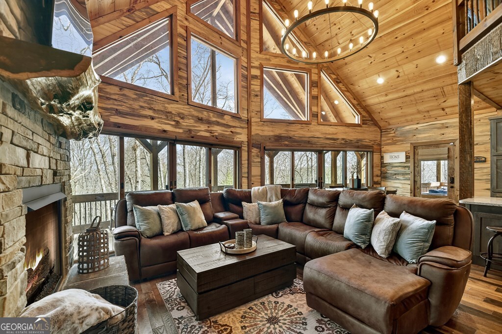 1601 Shady Falls Road