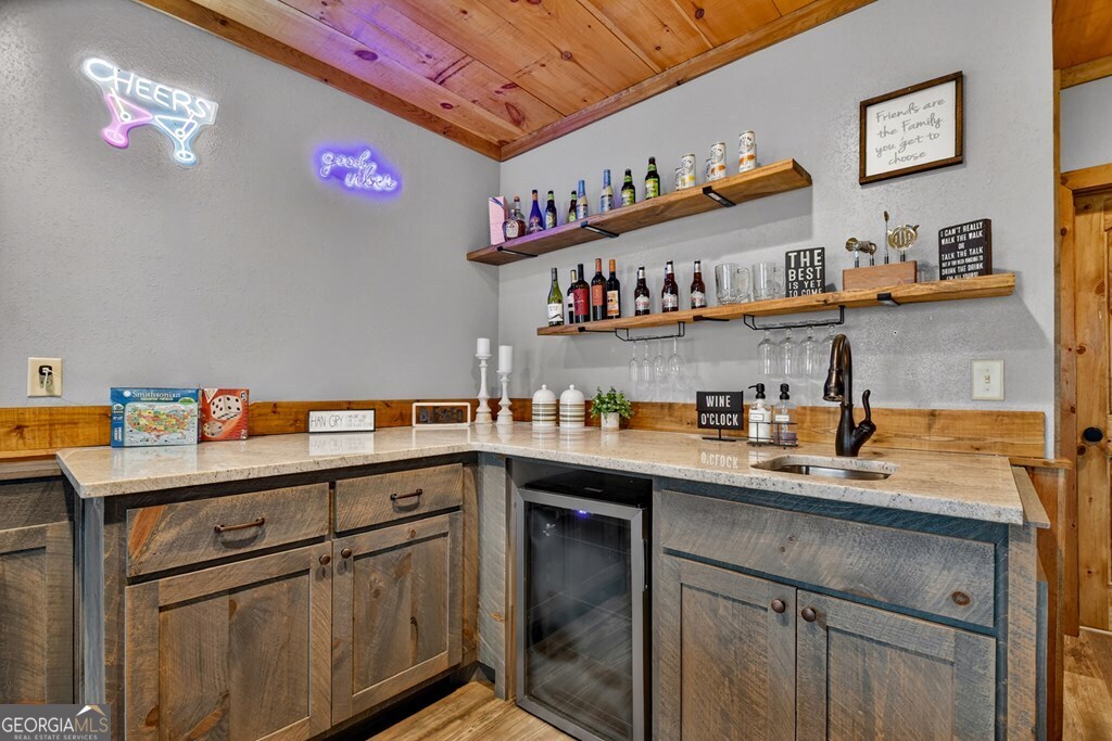 1601 Shady Falls Road