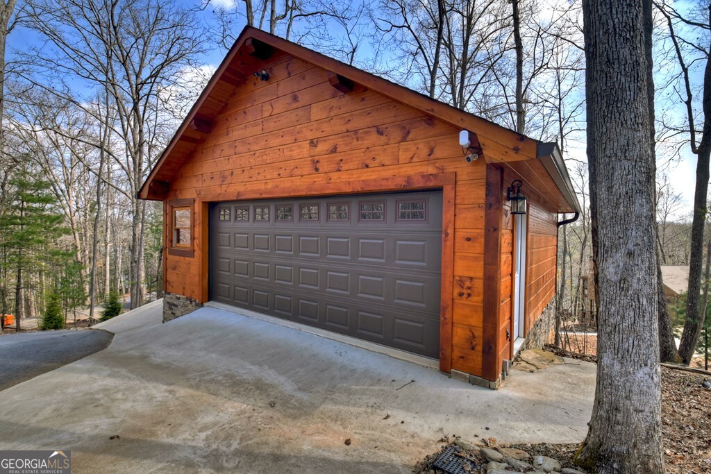 1601 Shady Falls Road