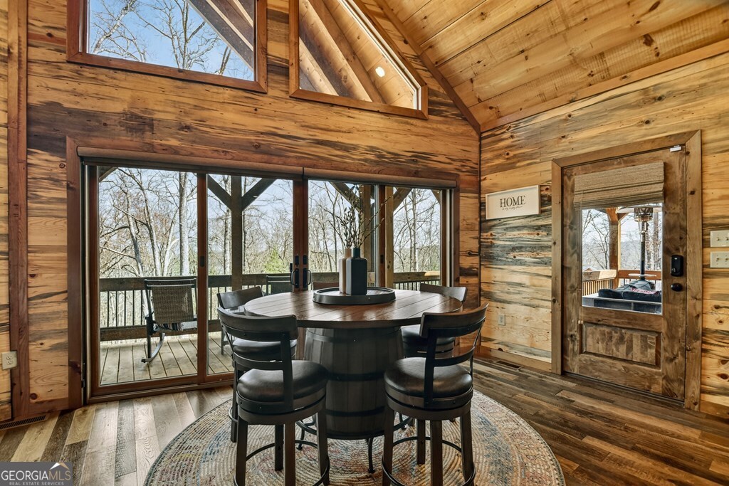 1601 Shady Falls Road