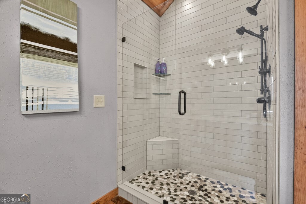 1601 Shady Falls Road