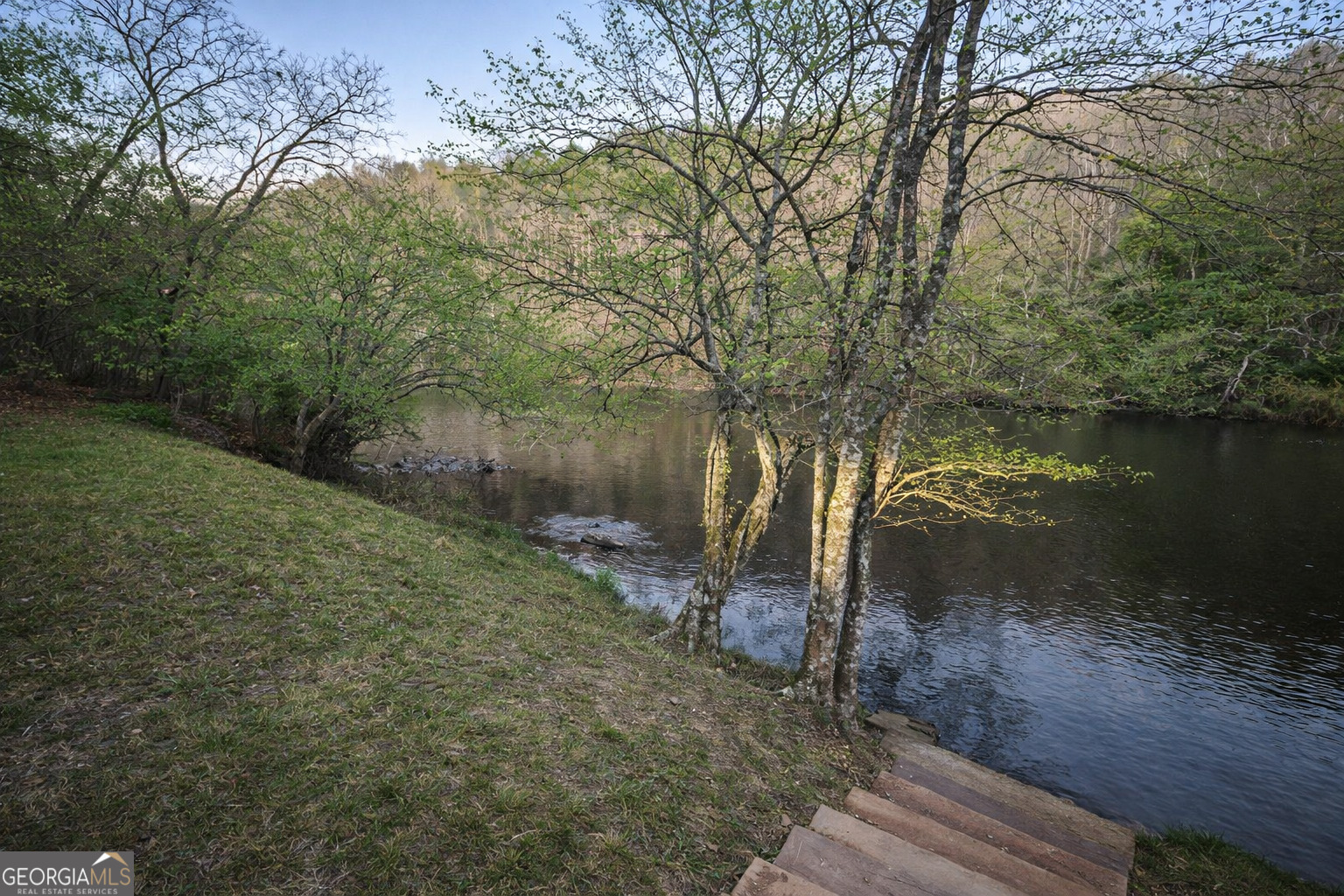 LOT 5 Riverbend Manor