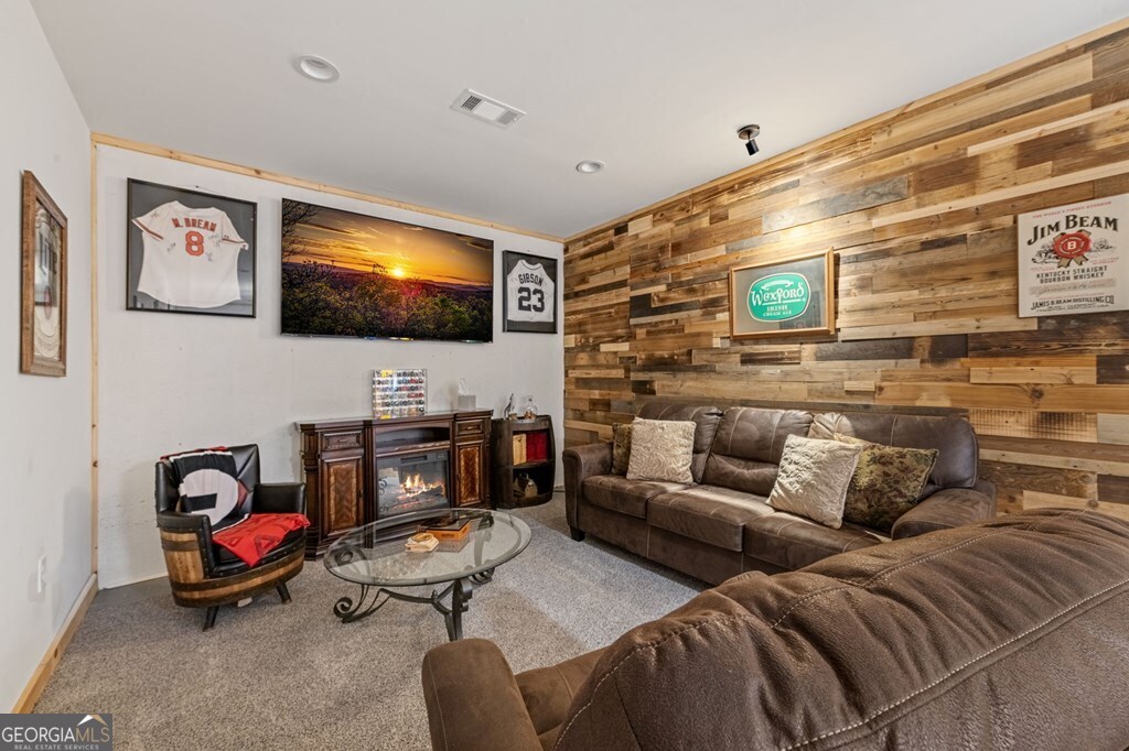 490 Walnut Hills Drive
