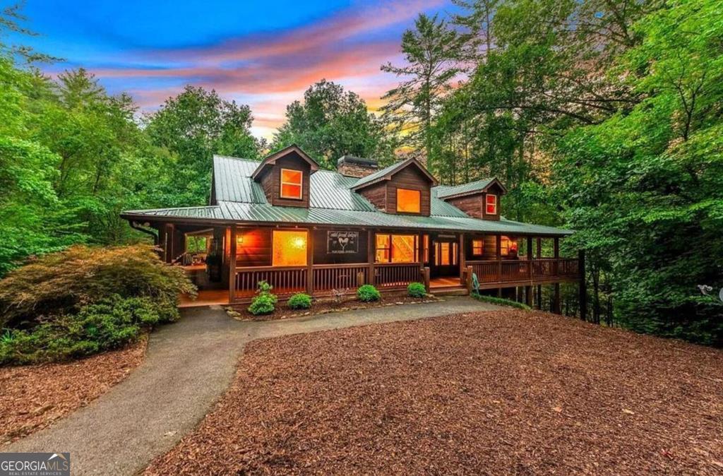 390 Twin Creeks