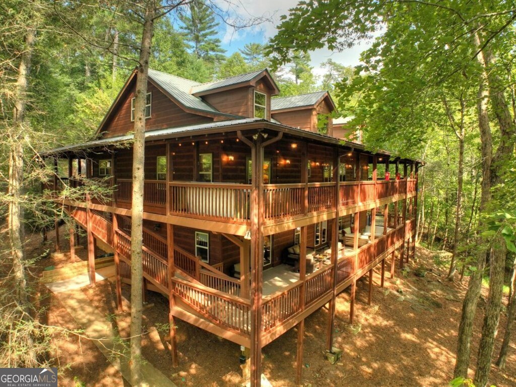 390 Twin Creeks
