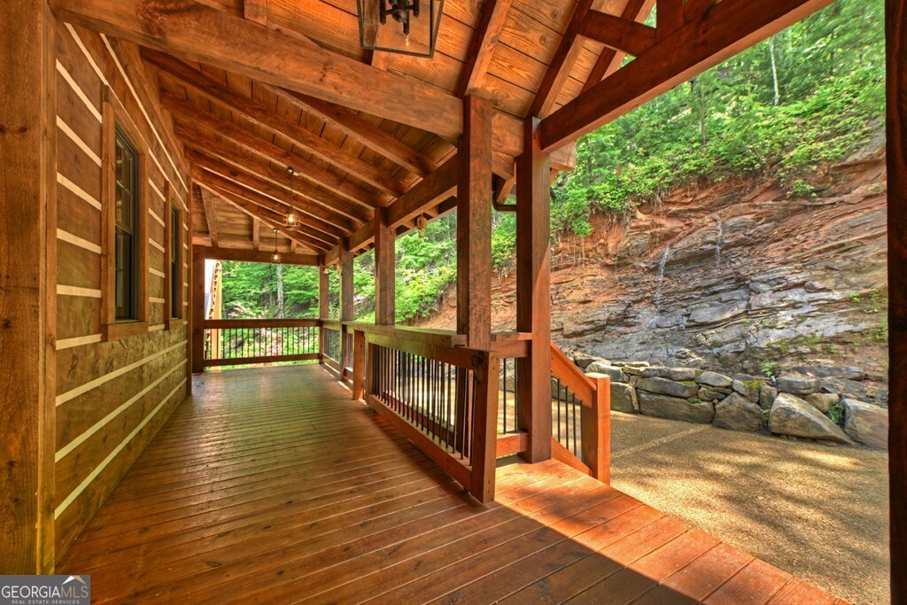 454 Genessee Path