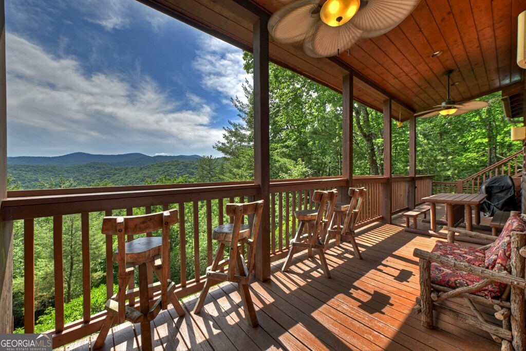 277 Hickory Nut Trail