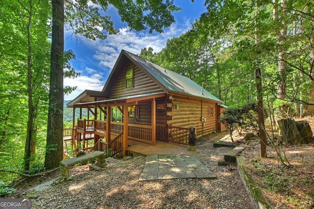 277 Hickory Nut Trail