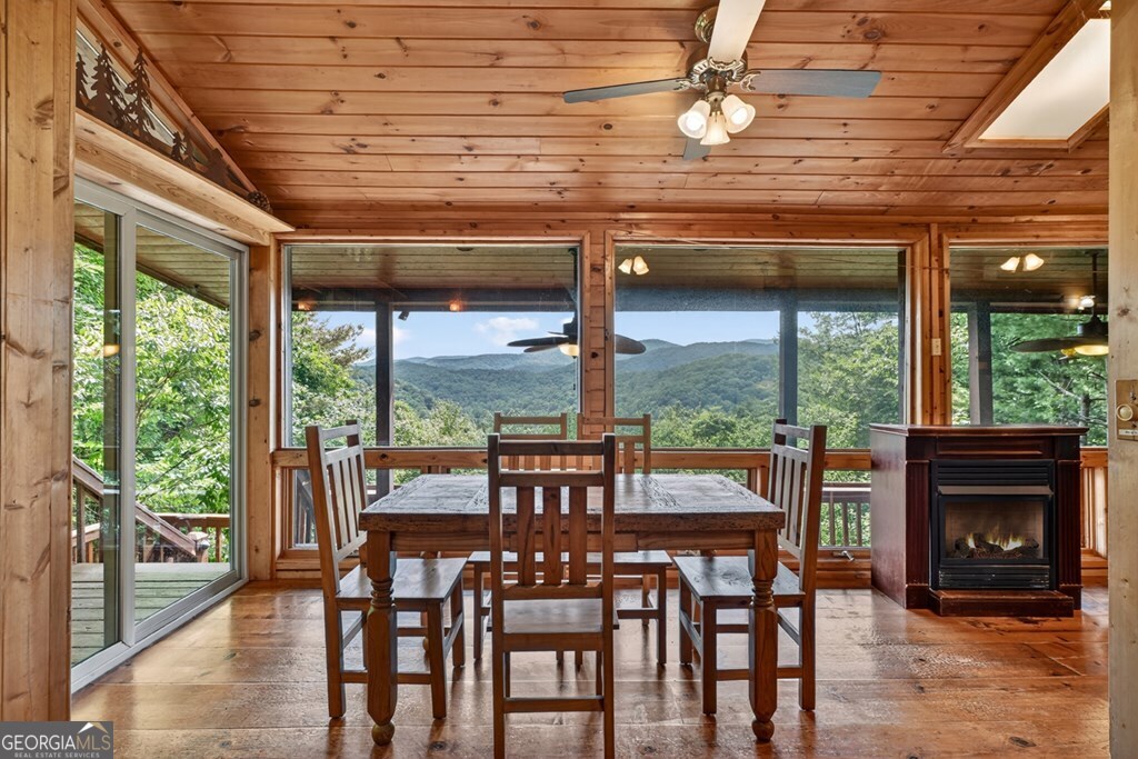 277 Hickory Nut Trail