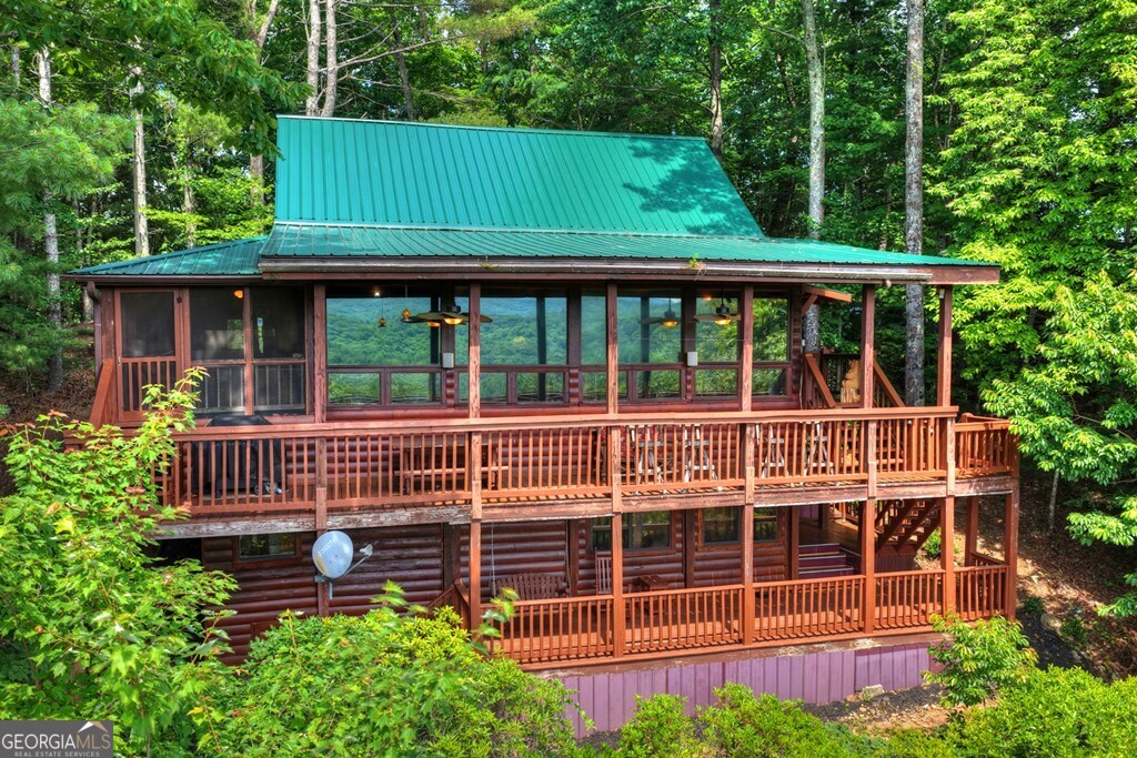 277 Hickory Nut Trail