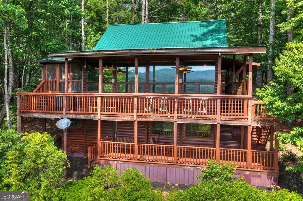 277 Hickory Nut Trail